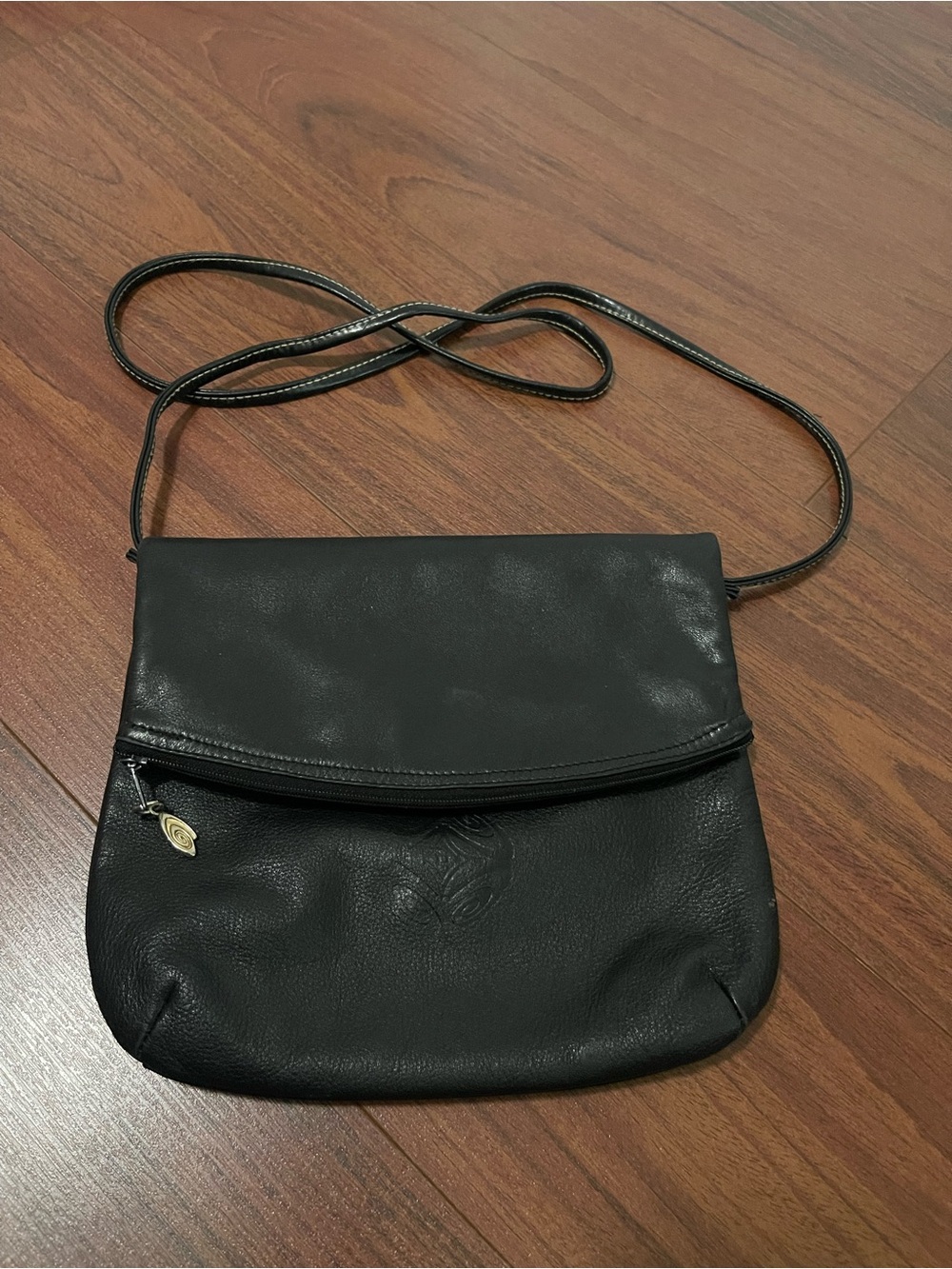 Vintage Black Leather Esteve crossbody purse bag EUC
